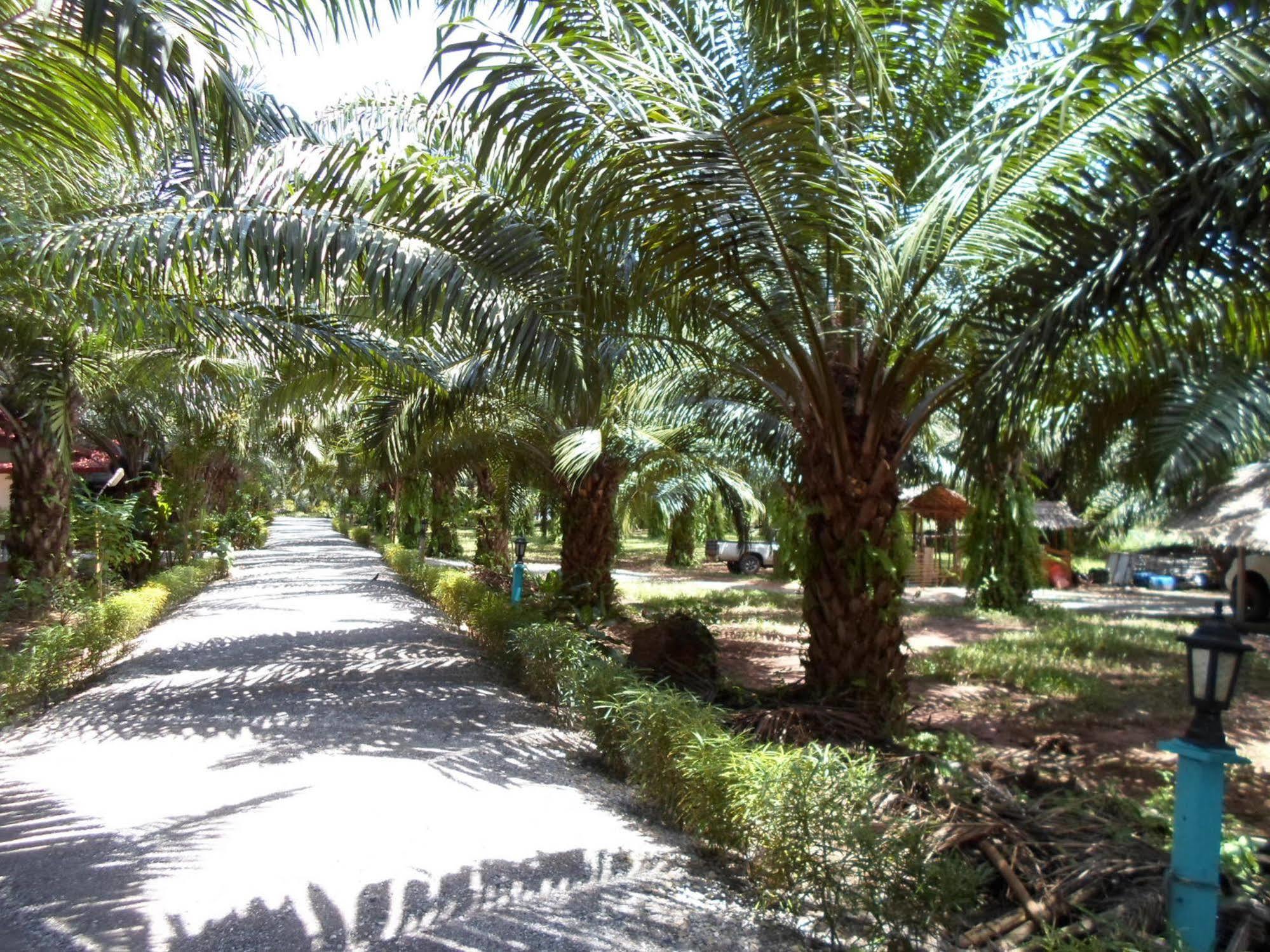 Bantatuk Resort & Restaurant Ban Tha Khun Exterior foto
